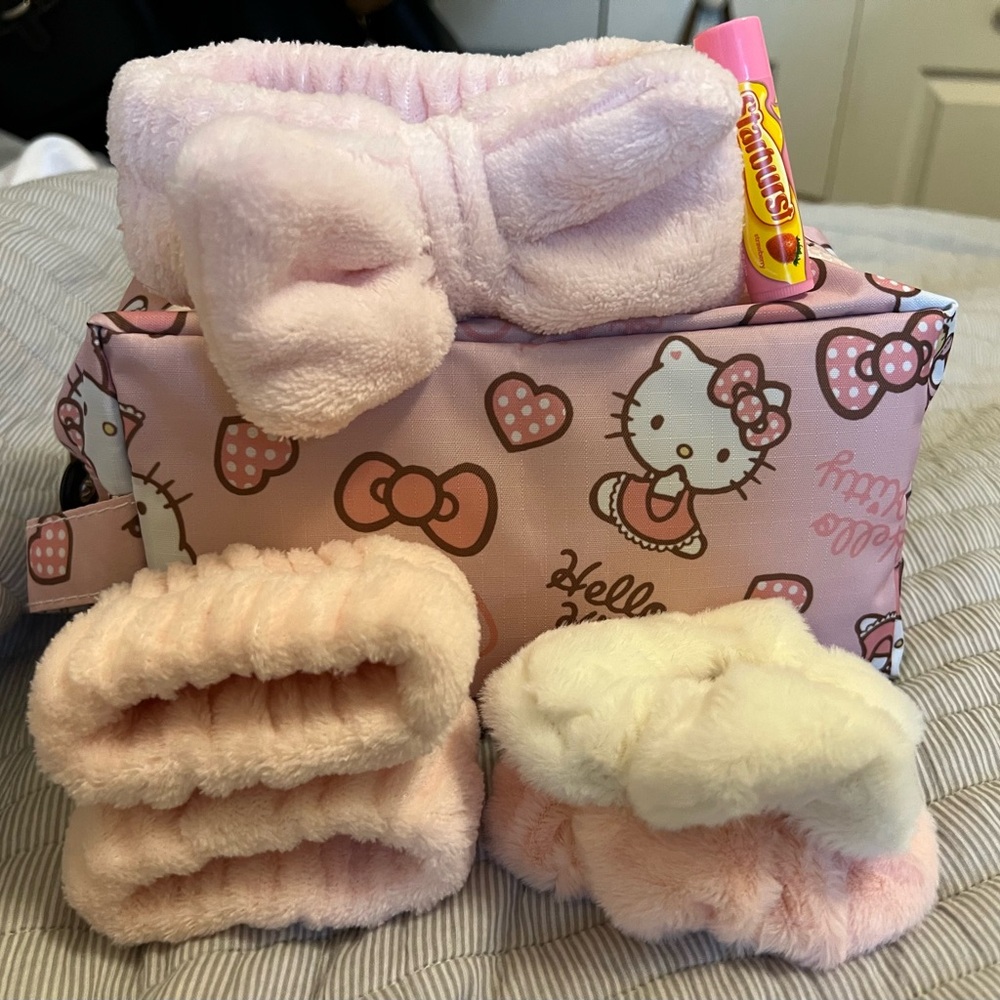 Hello Kitty Pink and White Accessories Bundle NWOT.